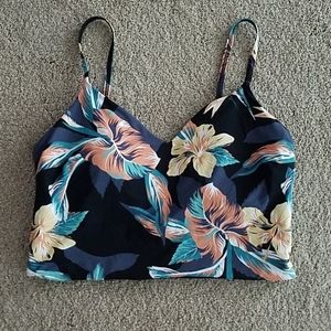 Roxy midkini swim top size Large EUC